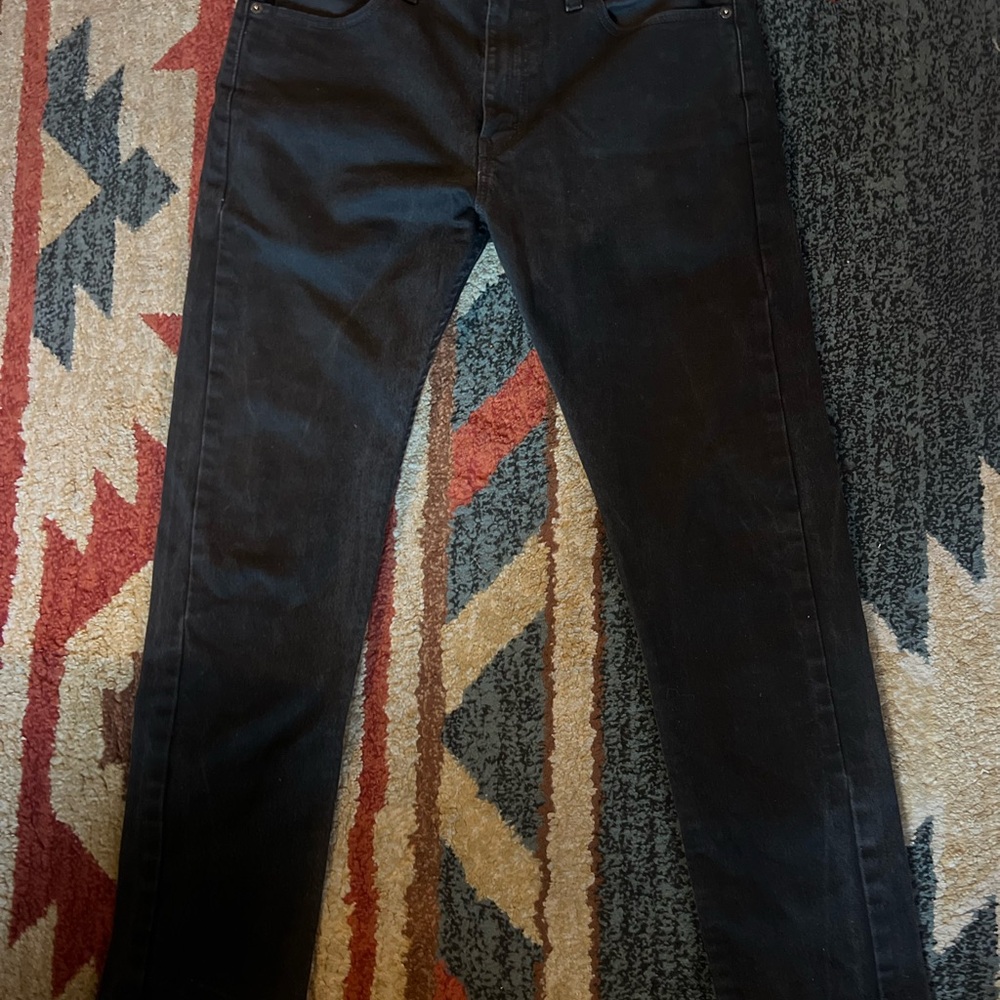 Black Men’s Denim Levi’s Jeans